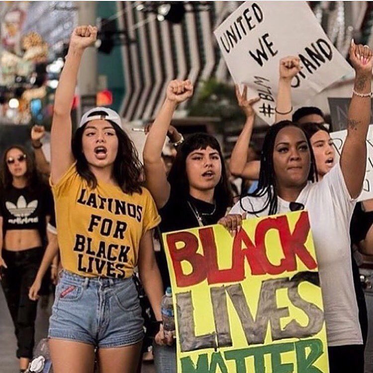 TClue618's tweet photo. @EJShakUr1 you a hater and a bum https://t.co/CQs7NkBDqD