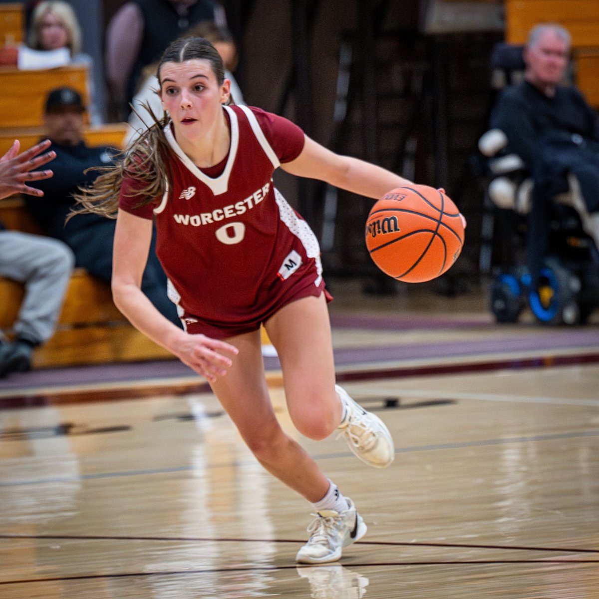 Worcester earns a tough road win at Darrow, 78-73

Elyse MacDonough ‘25– 31 pts
Ella Getz ‘26– 14 pts
Saige Youngberg ‘25– 11 pts

Worcester heads down I-90 again on Monday afternoon to face off against MacDuffie. #WAGBB #Together