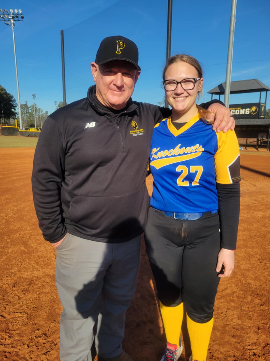 Emma Patheal tweet media