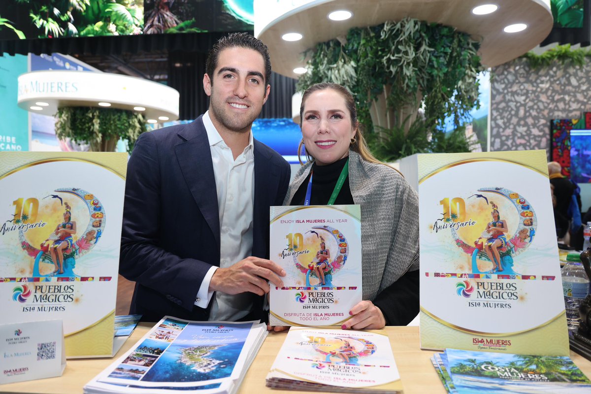 soyateneadeisla's tweet photo. Este 2025, #IslaMujeres celebrará el 10  Aniversario de su nombramiento como Pueblo Mágico y nos estamos preparando para celebrarlo en grande 🎉, por ello hemos iniciado la entrega de invitaciones a distintas personalidades y claro los invitados especiales serán las y los isleños https://t.co/hYtWLlKZIG