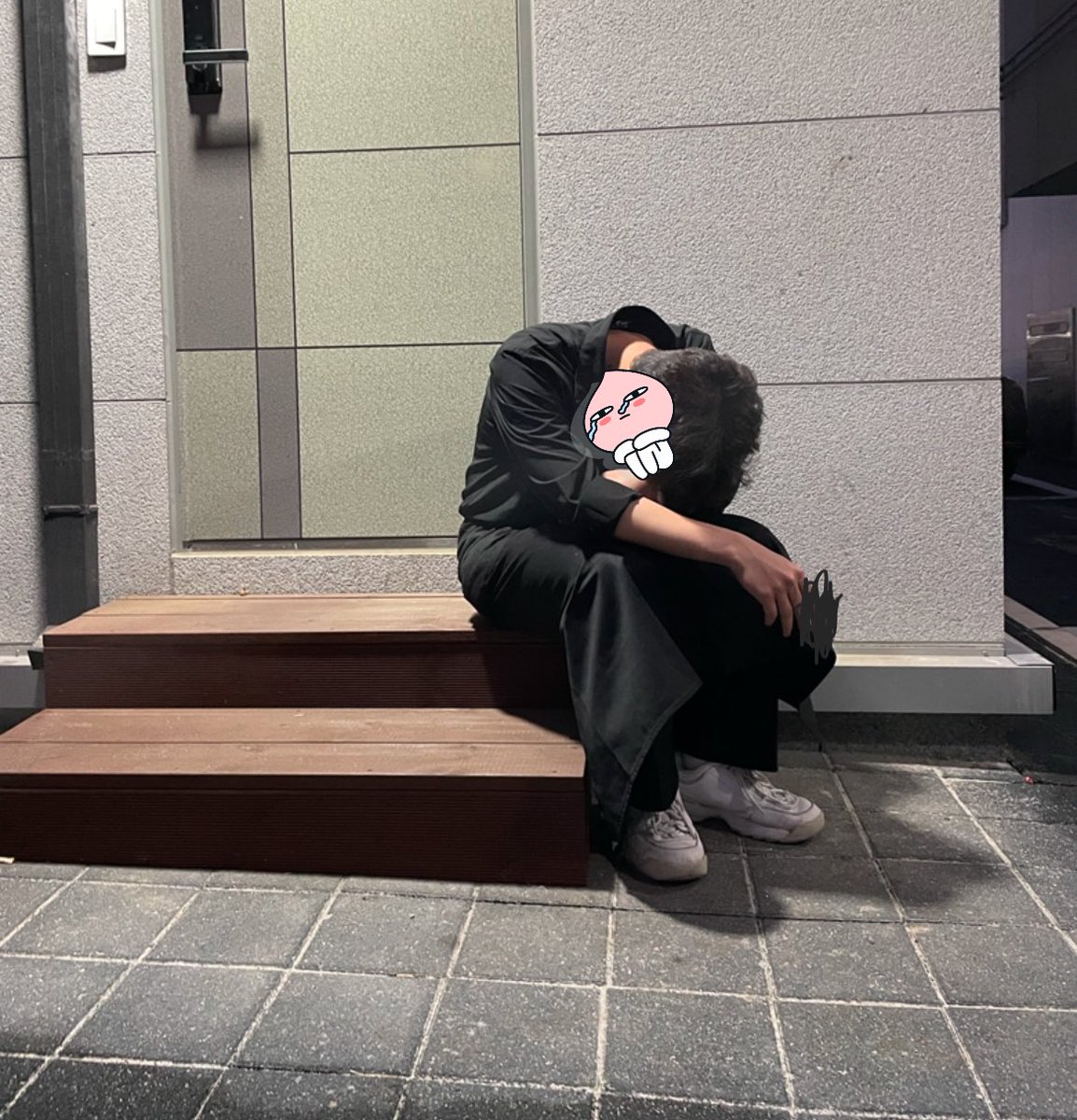 일하다 힘들면 이렇게 되는 거다...