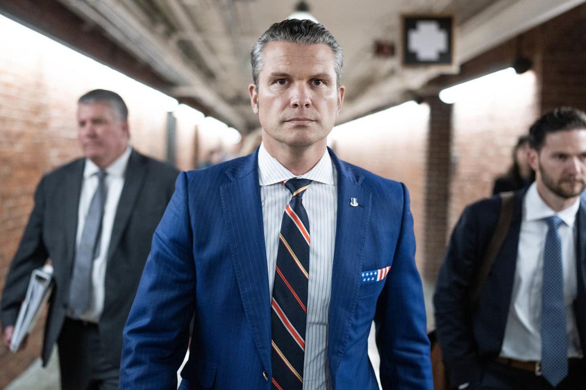 RightScopee's tweet photo. 🚨BREAKING: Concerns are rising among military officials that Pete Hegseth, if confirmed as Secretary of Defense, could dismiss up to 20 “woke” generals and high-ranking officers.

What's your reaction? https://t.co/Vdzjkb36LK