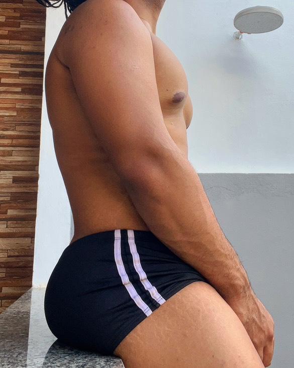 Edhuardosoa's tweet photo. Eu cavalona de costas eu gostosona de frente 🥵🤤 https://t.co/rMqatGqlkK