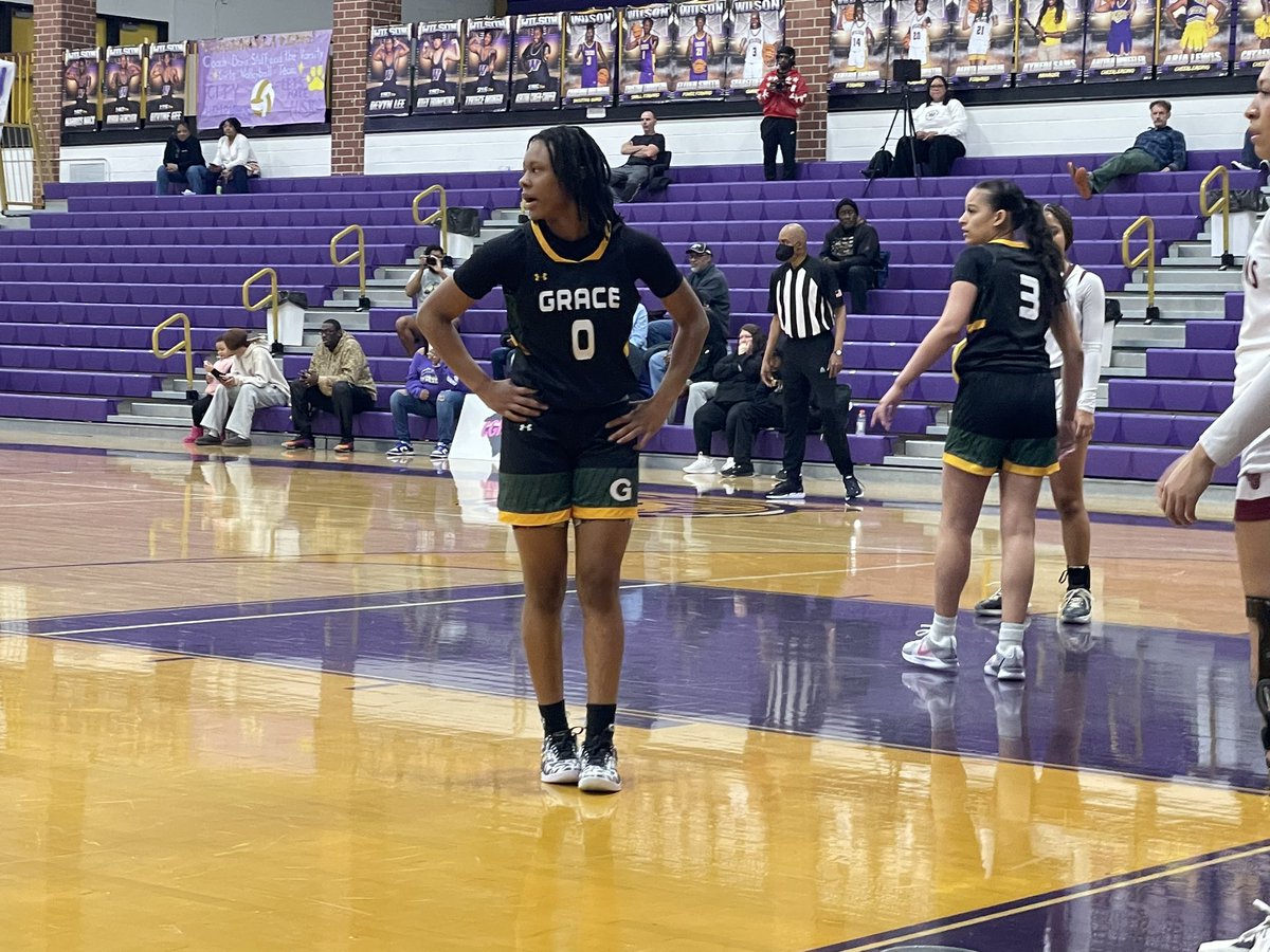 PGH_SCarolina's tweet photo. Grace Christian leads Clarksville Christian 34-24 at the halftime break here at Wilson HS.
Jordan Speller (2027) 10 points and 7 steals at the break.
Florida A&M signee Niah Rhodes leads Clarksville Christian 9 pts
#RoadtoTheChip #PrepGirlsHoops #SwannysRoundballReview https://t.co/zk7oT7DrBW