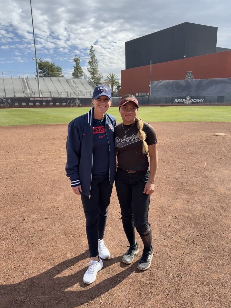 A_Titialii2026's tweet photo. Thank you @ArizonaSoftball for hosting such a great camp this weekend and giving me the opportunity to show my skills on the field!! 🐻⬇️ @CaitlinLowe @lappin37 https://t.co/bgICrcQBti