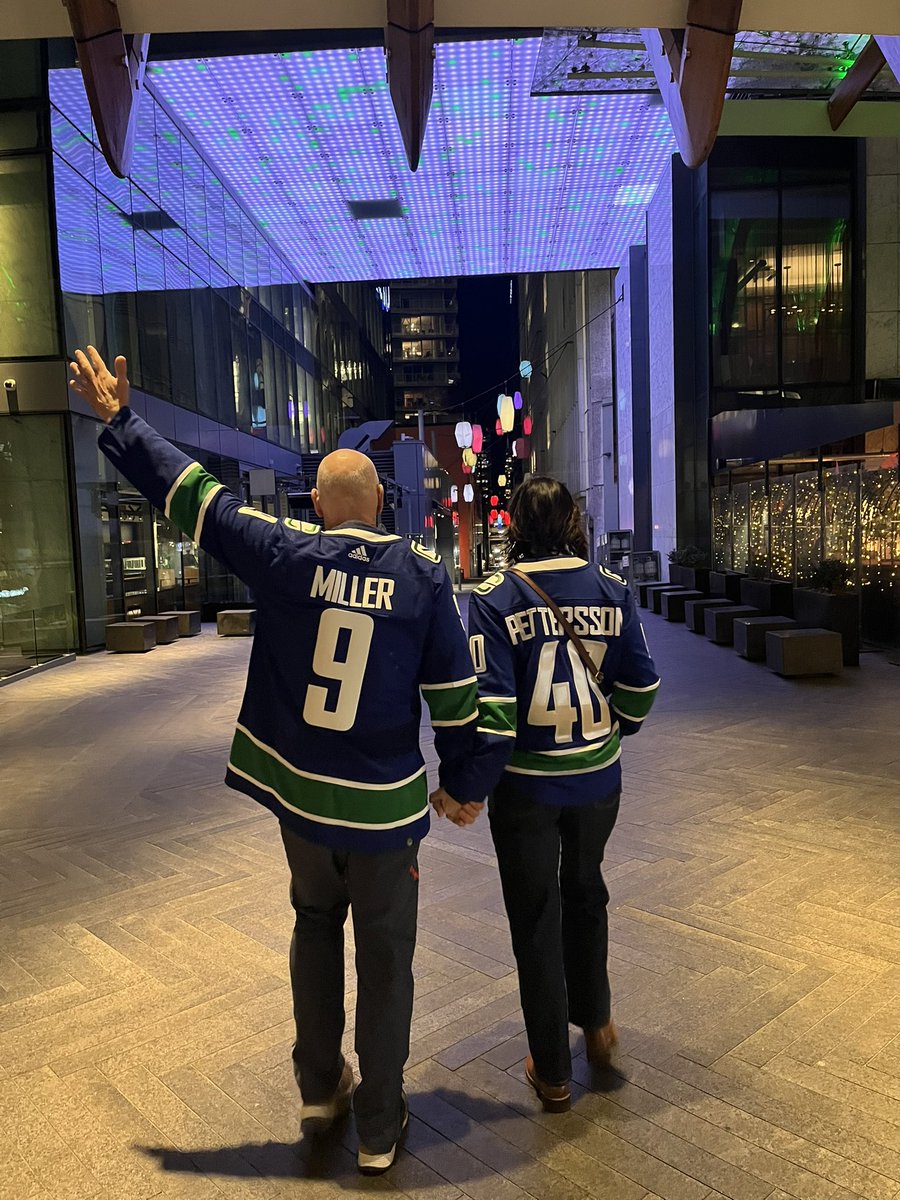 Nguiney91's tweet photo. @Canucks https://t.co/i6JTeeHU8l