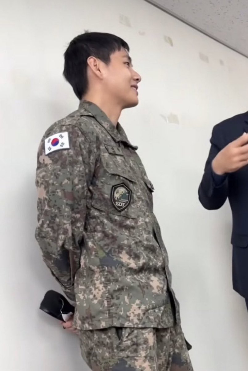 Taehyungummm nasıl özlemişim seni canımın içi❤️ 🥹🥹