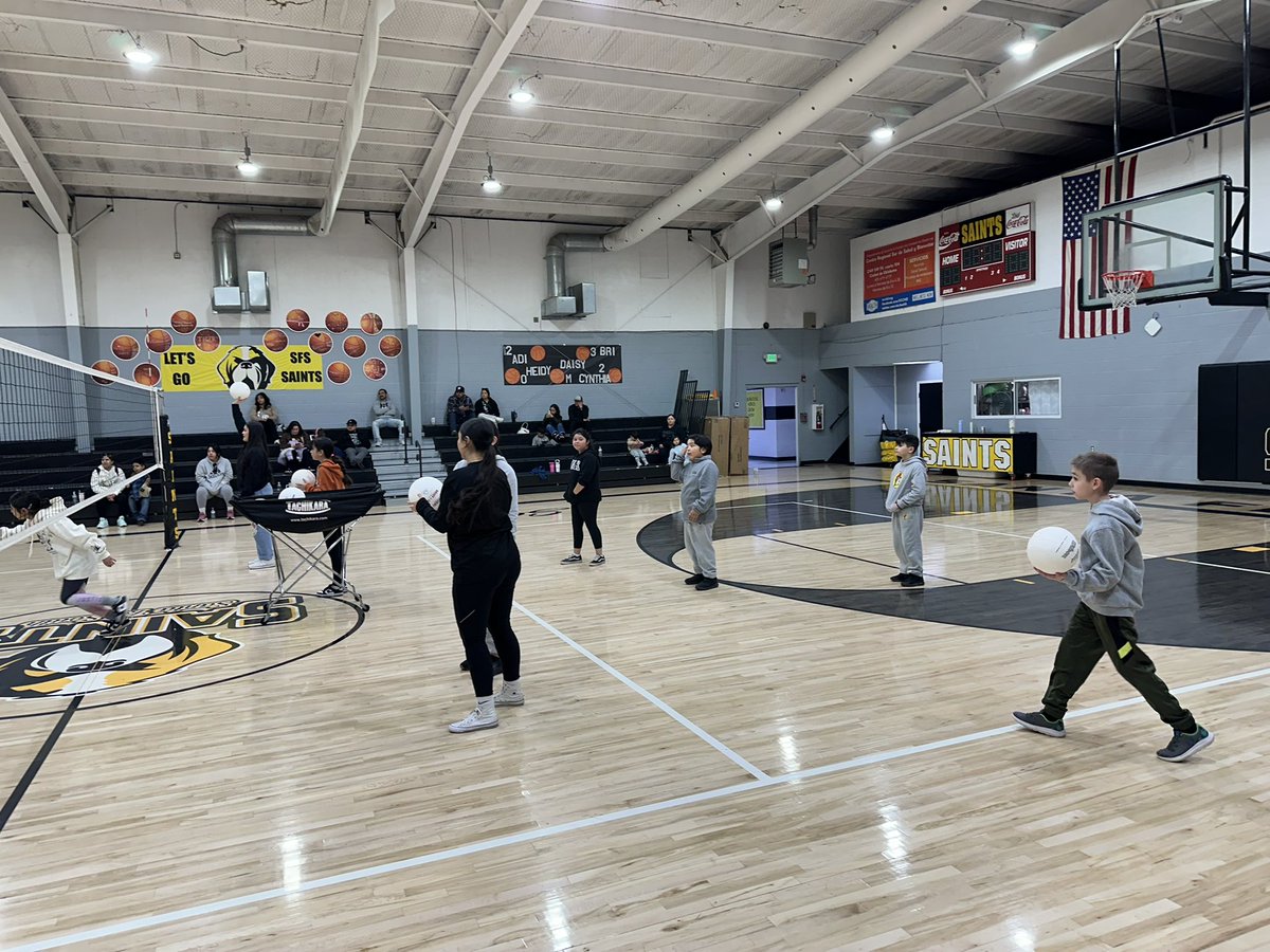 sfssportsokc's tweet photo. Great Week 2 of our SFS Little League -Volleyball!!

Kids are learning the game and working hard. If you missed the first few weeks, come out next Saturday , 10a-12p at Spero Upper!

#GoSaints https://t.co/lMb3fxBIAm