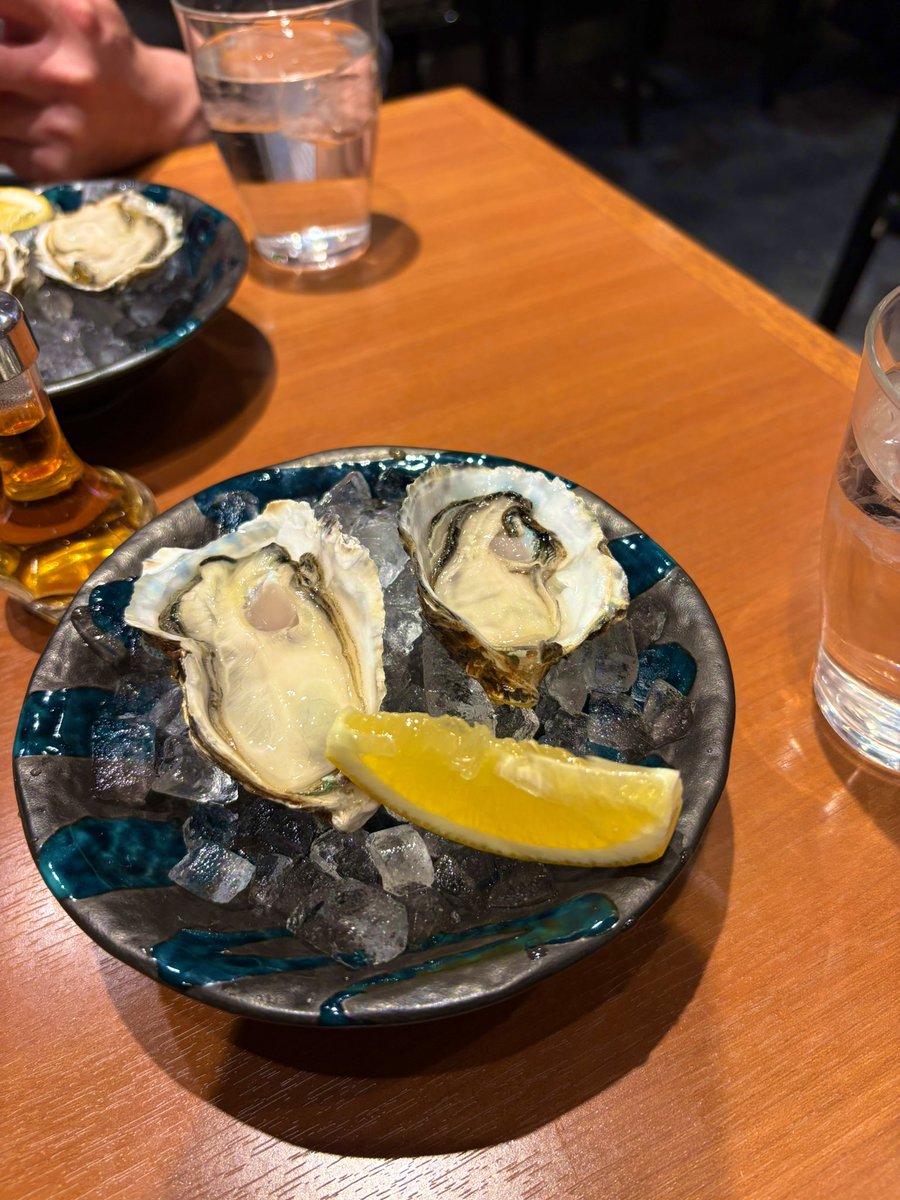 hy_hee's tweet photo. 牡蠣、食べれるようになった https://t.co/VtPTE6ncRY