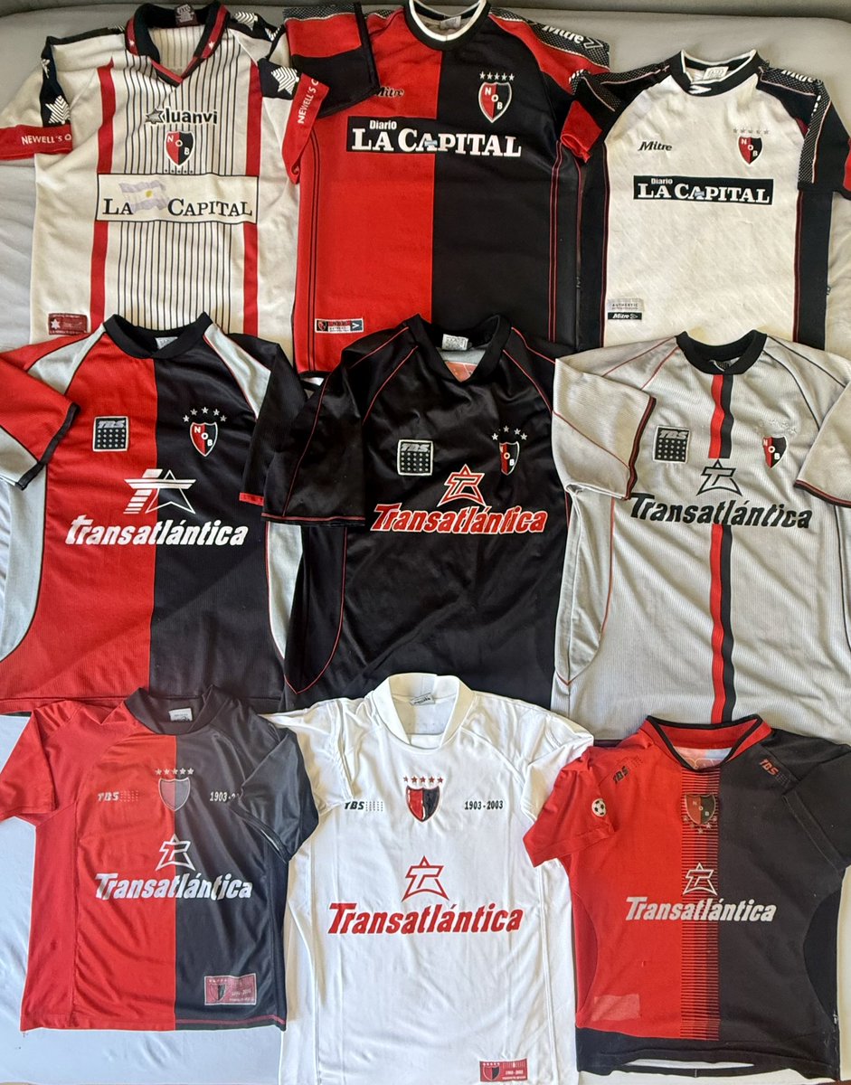 CeeciiNob's tweet photo. El todavía no lo sabe pero ya es rico ❤️🖤 https://t.co/e7PMfmJ748