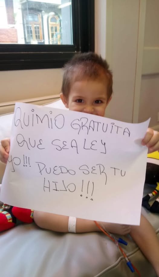 barci_2010's tweet photo. #MileiAsesinoGenocidaDeJubilados https://t.co/hEg8FeUdEU
