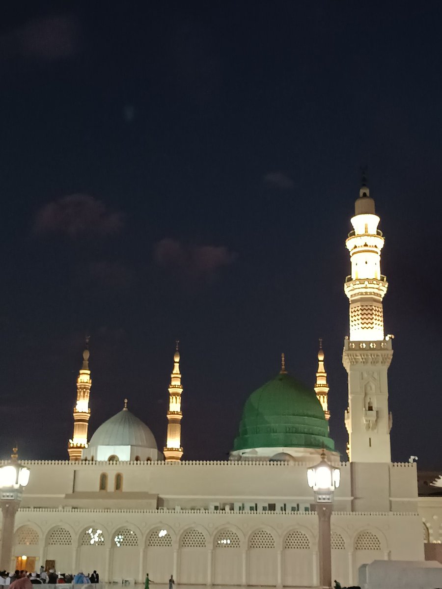 En güzel dua, başkasının haberi olmadan edilendir. Sevdiklerinizin dualarında olmanız ve kalbinizden geçen tüm duaların kabul olması dileğiyle...
#mirackandili