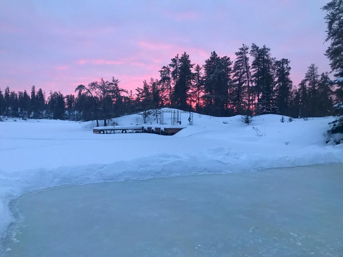 Took a while to clear off our rink today but it’s flooded and hopefully we will get a skate in tomorrow!
