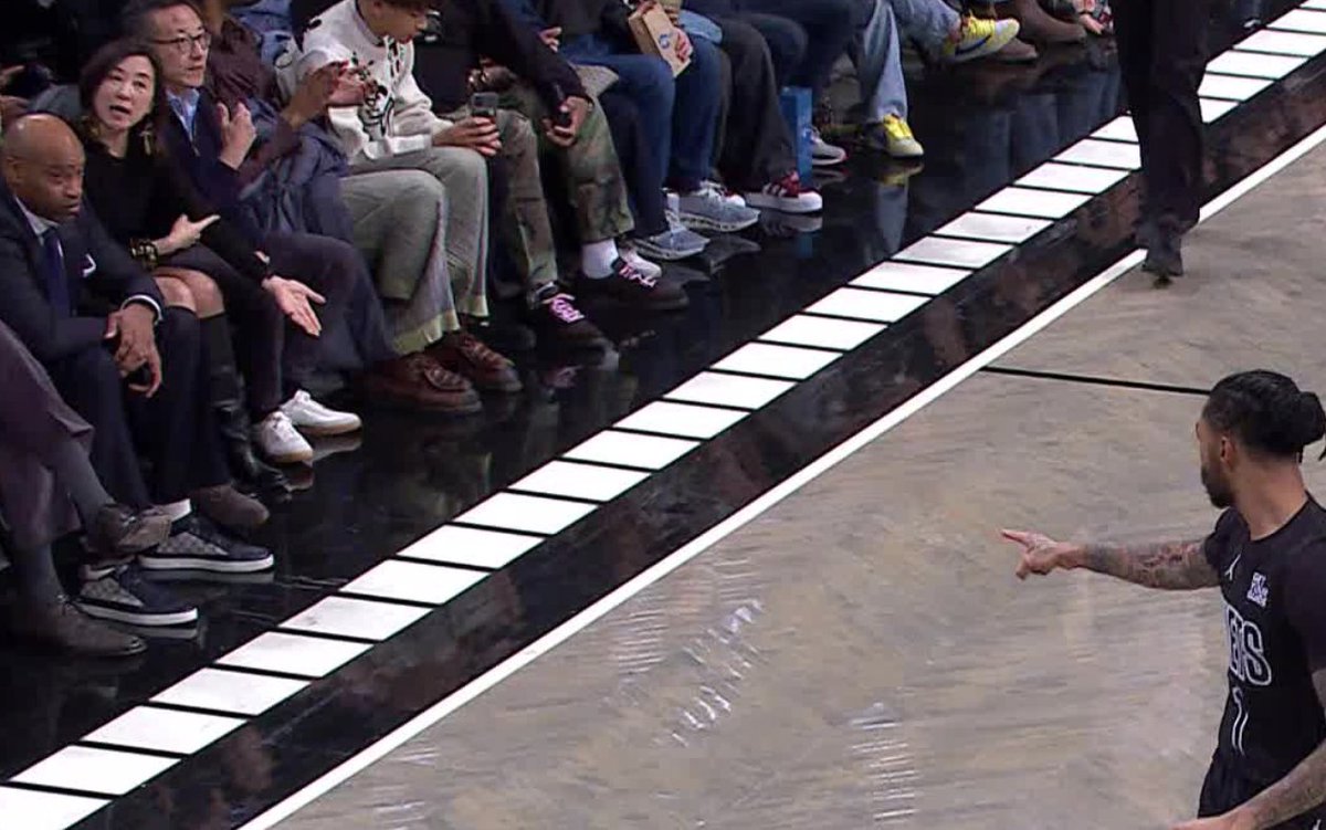pgUNO_'s tweet photo. Nets owner Joe Tsai's wife hitting the ice in my veins celly ❄️ https://t.co/d666NpFTOn
