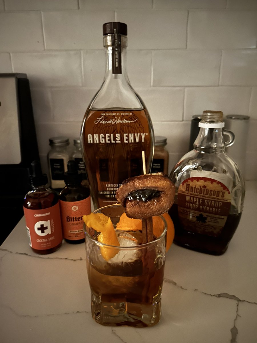 I need desert, but I want an old fashioned… let’s make a Maple Cinnamon Old Fashioned. 2oz Angels Envy bourbon, 1/2oz maple syrup, cinnamon bitters, orange bitters, expressed orange.

Garnish with a slice of orange peel, cinnamon stick and the center circle of a cinnamon roll.