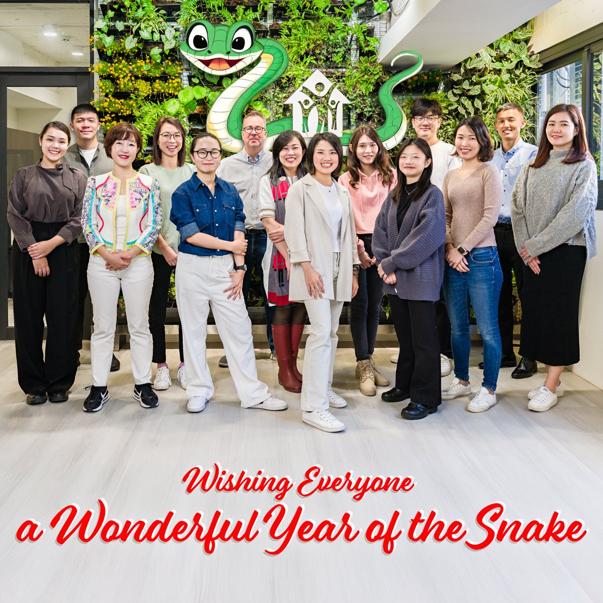 PeopleFirstRelo's tweet photo. Below are the upcoming New Year holidays for South Korea and Taiwan.If you have any inquiries, please send them to us. We’ll respond on our first day back.
We can’t wait for the year of the snake! 
 
🇰🇷 – January 27th to January 30th

🇹🇼 – January 25th to February 2nd https://t.co/RmPOP2mbxw