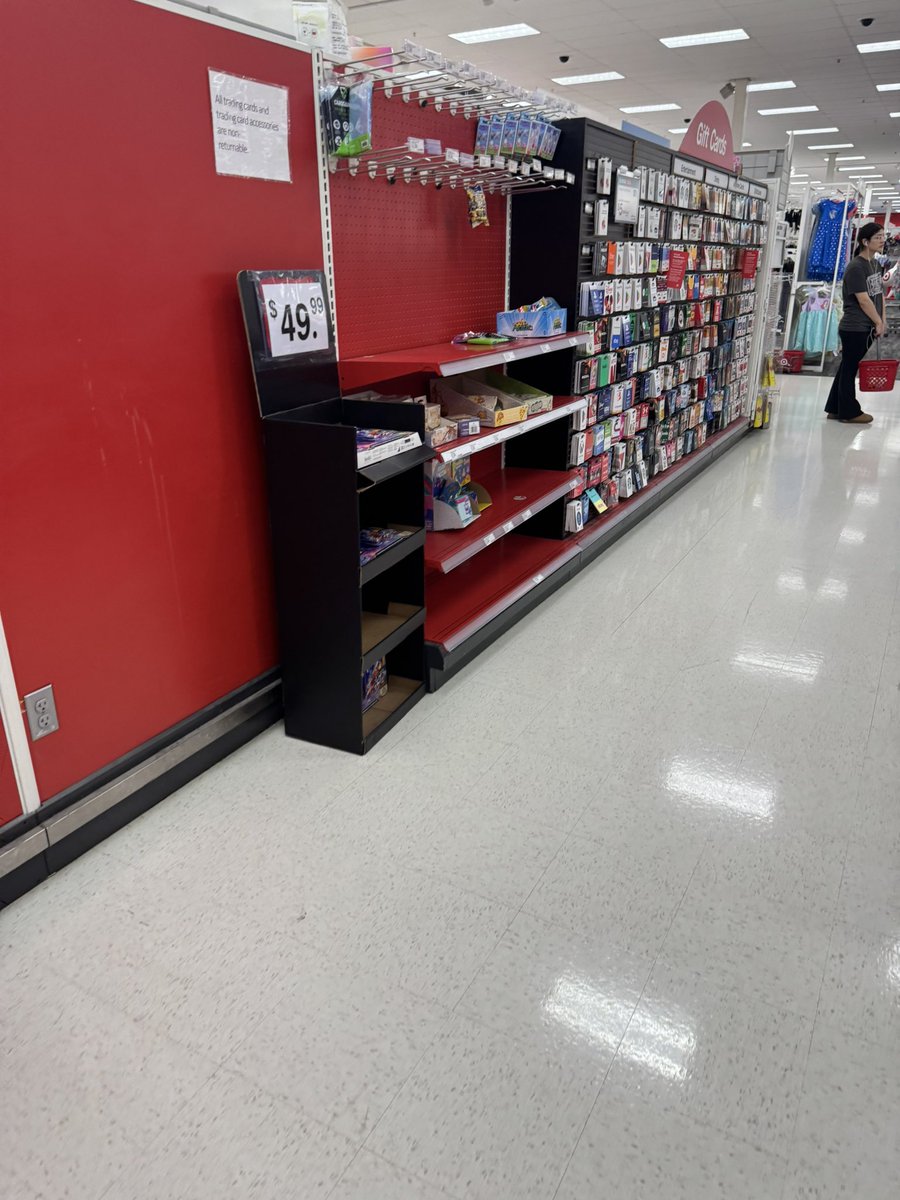 asasaaspoon's tweet photo. @PKMNBay Santa Clara Target as of 4:50pm https://t.co/Z7F4qM6cBI