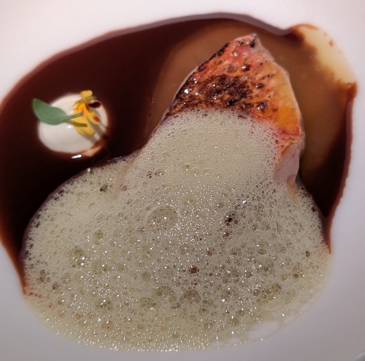 luisete's tweet image. Impresionante el menú Canariedad Máxima Plus en @gofiomadrid con @SafeCruz y su equipo. Lo que nos han hecho disfrutar, aunque @fpuenteonline y yo les decíamos que tienen que hacer un menú Plus Plus 😂 Hay que ir, muy recomendado. Servicio atento e impecable.