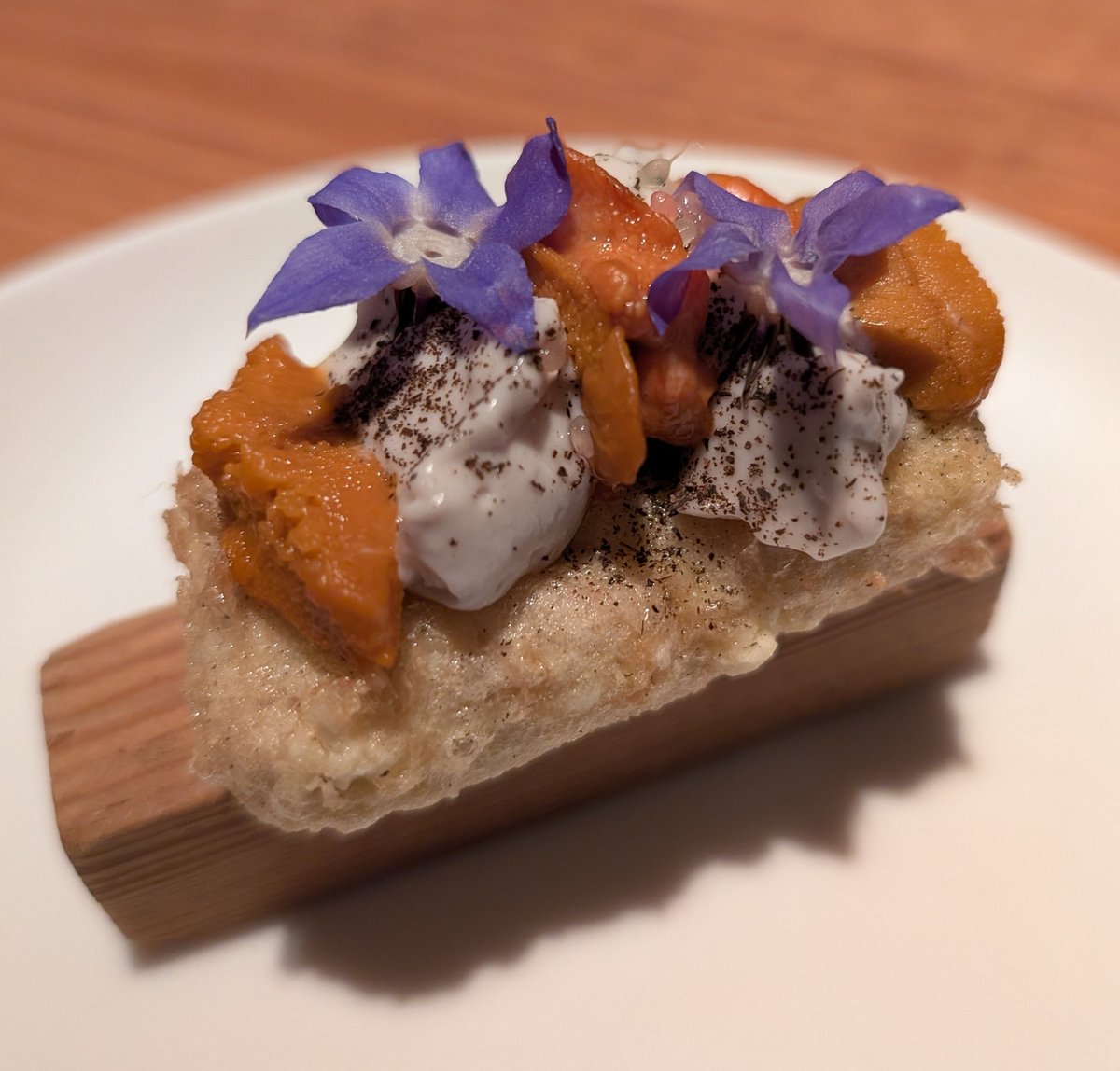 luisete's tweet image. Impresionante el menú Canariedad Máxima Plus en @gofiomadrid con @SafeCruz y su equipo. Lo que nos han hecho disfrutar, aunque @fpuenteonline y yo les decíamos que tienen que hacer un menú Plus Plus 😂 Hay que ir, muy recomendado. Servicio atento e impecable.