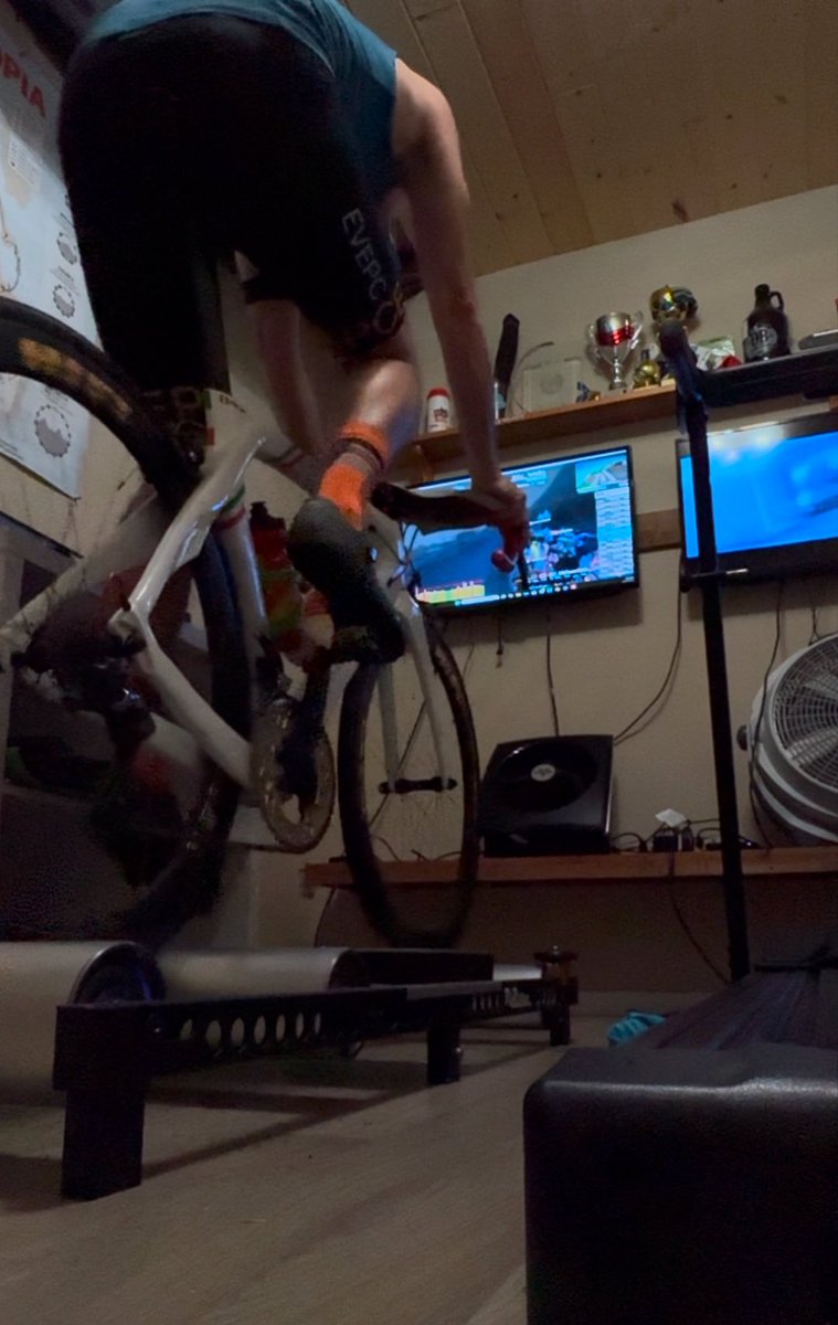 j_e_f_f_c's tweet photo. Setup Saturday! 32 miles for the next stage of the tour de Zwift! #setupsaturday #gozwift #zwift https://t.co/1Q00hwk7rI