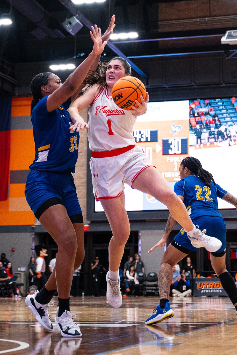 Claire Cruz (@claireecruz5) on Twitter photo ICYMI: <a href="/UTRGVwbb/">UTRGV Women's Basketball</a> junior Charlotte O'Keefe recorded her ninth double-double today, scoring a career-high 23 points with a season-high 20 rebounds.
O'Keefe is one of seven Div. I players with 9+ double-doubles and a 20/20 game.
#RallyTheValley #UTRGV ICYMI: <a href="/UTRGVwbb/">UTRGV Women's Basketball</a> junior Charlotte O'Keefe recorded her ninth double-double today, scoring a career-high 23 points with a season-high 20 rebounds.
O'Keefe is one of seven Div. I players with 9+ double-doubles and a 20/20 game.
#RallyTheValley #UTRGV