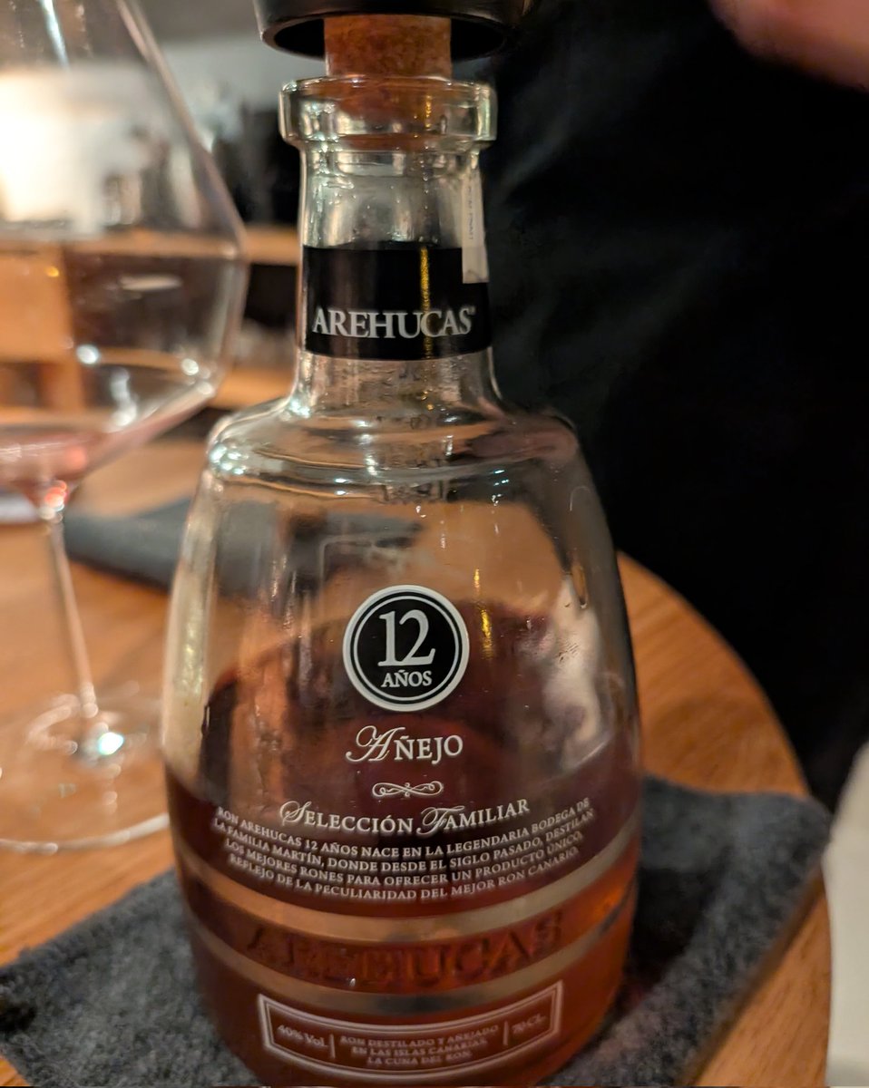 luisete's tweet image. Sinceramente, por producto, preparación, y terreno, @gofiomadrid es una visita que recomiendo encarecidamente. Además de que se come bien, Alberto te da a beber cosas muy ricas y se adapta a lo que quieres.