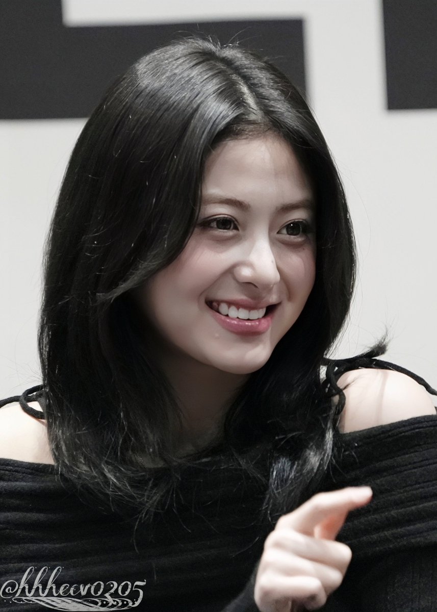 250125♡CRAZY  全員サイン会

💗========🔫 .ᐟ.ᐟ⭐️

#르세라핌 #LE_SSERAFIM 
#허윤진 #HUHYUNJIN #윤진 #ユンジン