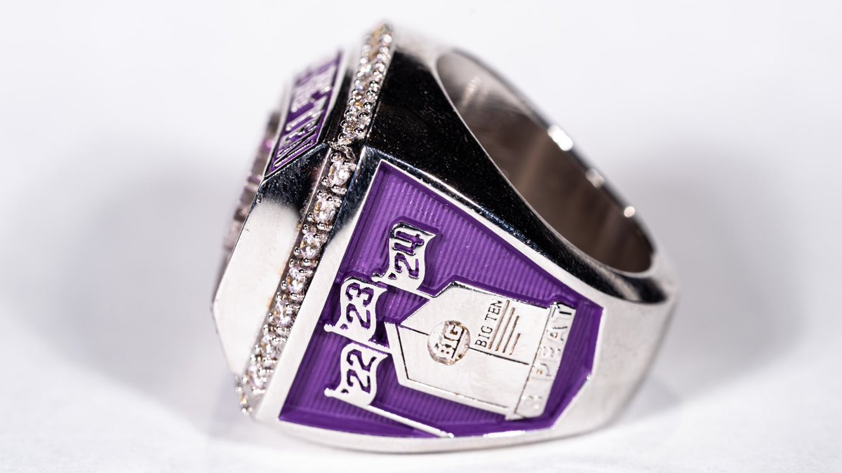 Northwestern Softball (@nusbcats) on Twitter photo they’re here, and they’re amazing 📸💍 they’re here, and they’re amazing 📸💍