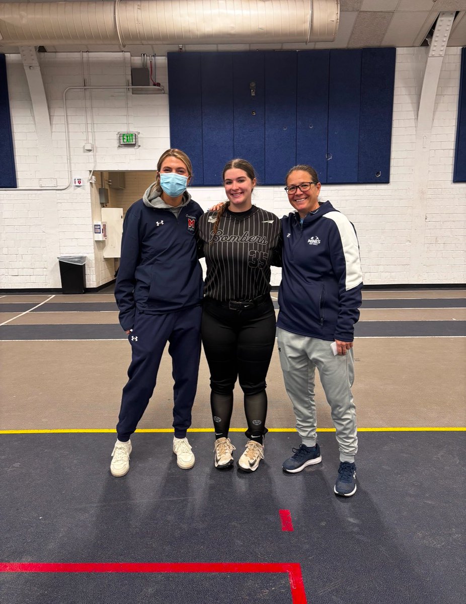 Had a fantastic time at the Mines softball camp, loved to show out today ladies! Thank you Coach <a href="/echohawk21/">TobinEchohawk</a> and <a href="/KrisCaudill11/">CoachKris</a> for the well organized schedule. Go orediggers!! @DeesHTX18U