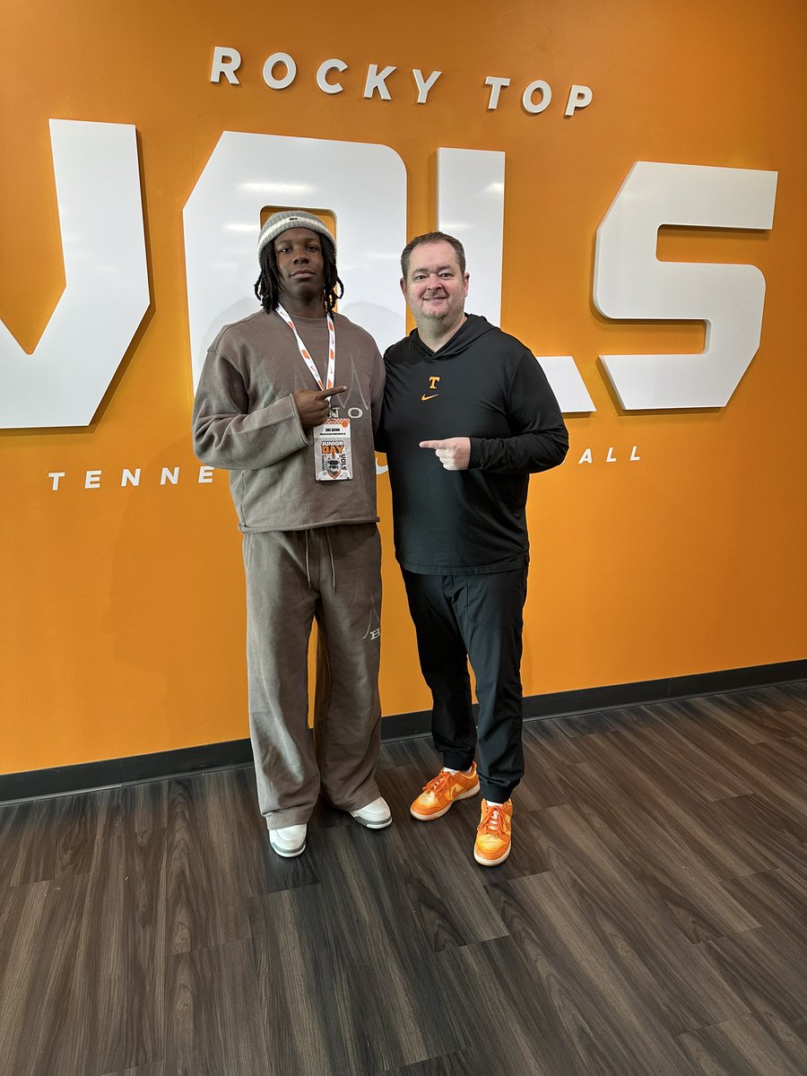 Dre Quinn 4 ⭐️ Edge tweet media