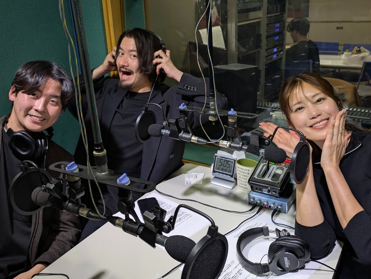 kokoshiro_jocr's tweet image. 今日、午前11：35OA #稲村亜美 のココシロ!インターン
株式会社 #3WELL の小池さん、今井さんにお話しを伺う最終週！今回は、海外進出を進める小池さん、新規事業をはじめた今井さんの今後の目標のお話し、また会社で欲しい人材のこと、さらに就活におけるアドバイスも頂きます！
#ラジオ関西