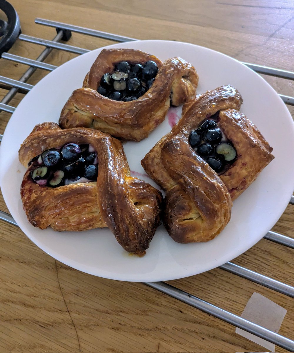 manpageman's tweet image. All. Hell. Can&apos;t stop us now!
Turn that shit up.