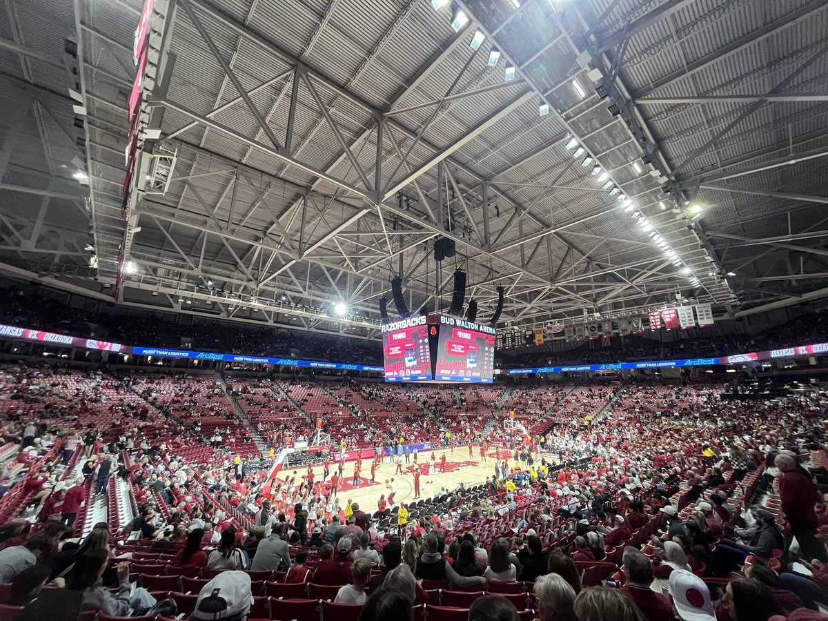 CamdenRiley's tweet photo. We fighting through the pain for another home game with the fam to support the @RazorbackMBB team!! Let’s go!!!! #wps https://t.co/e3c1MEHRDp