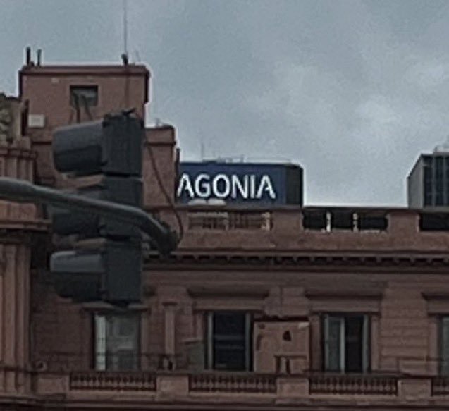 AgustinaLocke's tweet photo. Todavía no cerraron las tarjetas https://t.co/IHo4ok0ssm