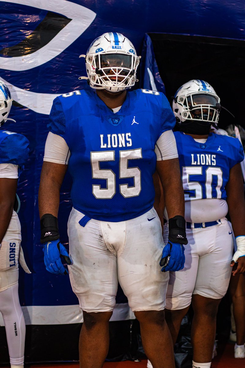 Only a few weeks left before signing day! Still looking for a Home 🏠!! <a href="/CoachMo25/">Morris Mitchell, Ed.S</a> <a href="/CoachWright72/">Coach Wright, M. Ed</a> <a href="/CoachGoose71/">Goose Gibson M.Ed.</a> <a href="/CoachReg28/">Coach Reggie Wimberly</a> <a href="/coachbclause/">Blaine Clausell</a> <a href="/CoachQRoberson/">Quin Roberson</a> <a href="/GregDaniels_OL/">Greg Daniels</a> <a href="/RecruitWestlake/">WestlakeRecruits</a> <a href="/dawsonmcneil1/">Dawson McNeil</a> <a href="/WestlakeFB1/">Westlake Football</a>