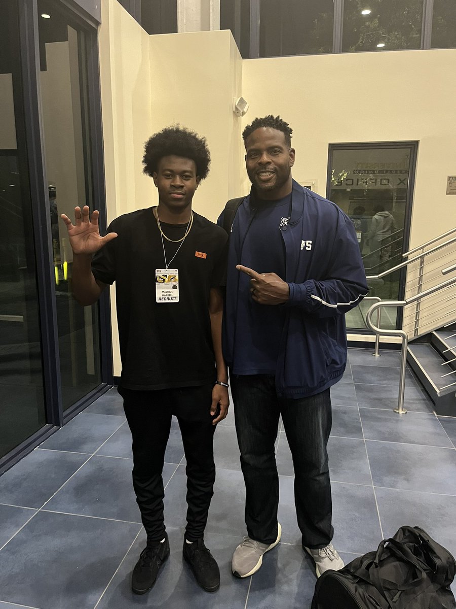 Malique Harrell (@m1harrell) on Twitter photo Great day at FIU, Thanks for having me today coach. I enjoyed it!! <a href="/CoachBKU/">Coach Kenechi Udeze</a> <a href="/A_Gaitor/">Anthony Gaitor</a> #PawsUp 🐾🐾 Great day at FIU, Thanks for having me today coach. I enjoyed it!! <a href="/CoachBKU/">Coach Kenechi Udeze</a> <a href="/A_Gaitor/">Anthony Gaitor</a> #PawsUp 🐾🐾