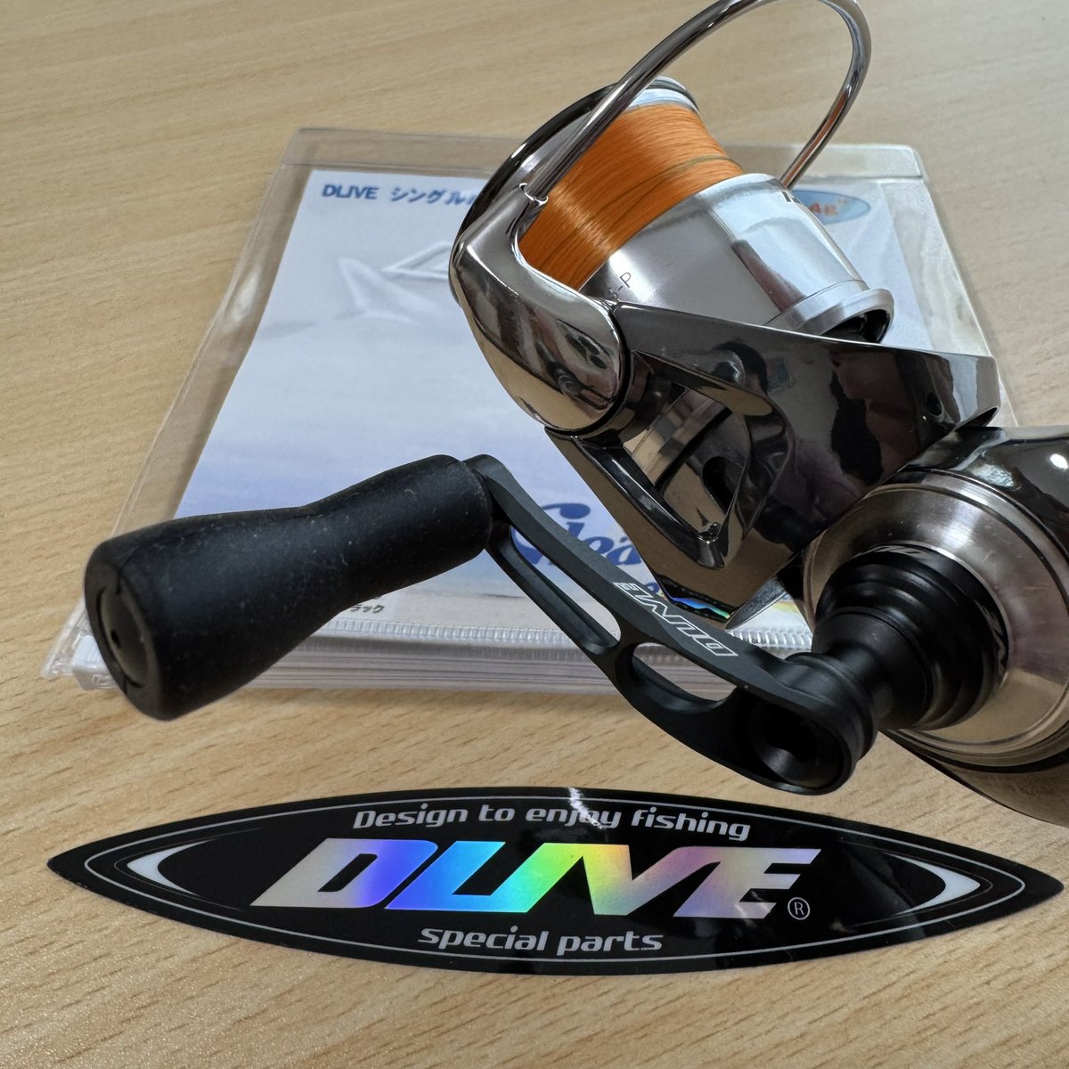 ippei_ClearBlue's tweet image. 限定ハンドルGET❗️

去年サンプルを触らせてもらって一目惚れ✨
ワクワクして夜しか寝れなくなっちゃう😁

#PR #DLIVE #エアーステア33 #シリコンラウンドノブ #釣りフェス2025横浜