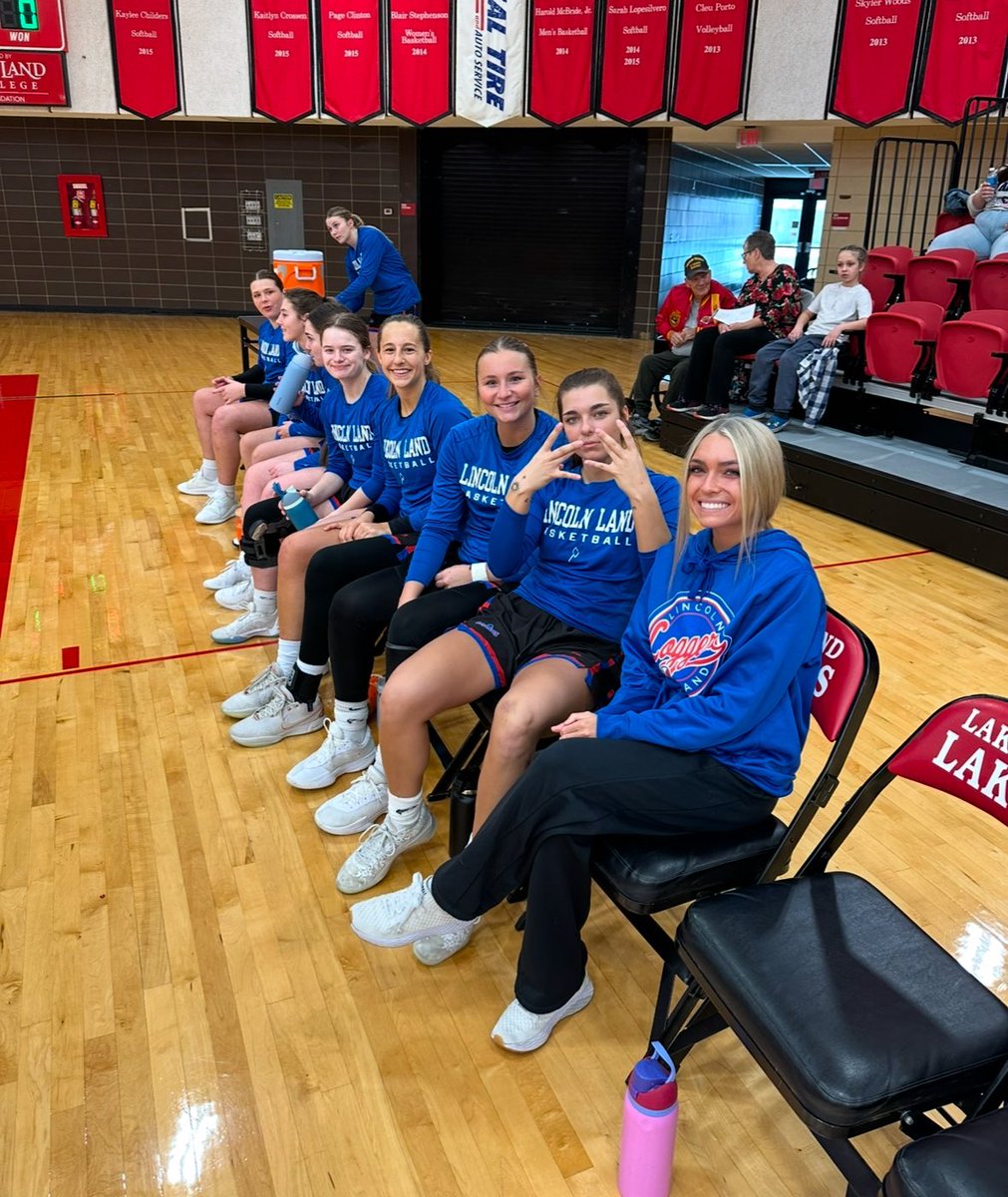 LLCC_LoggersWBB's tweet photo. Game time pictures from todayโs contest at Lake Land. #TheLand #RollLogz #ChopOn #LoggerStrong https://t.co/cuHm3DRTWM