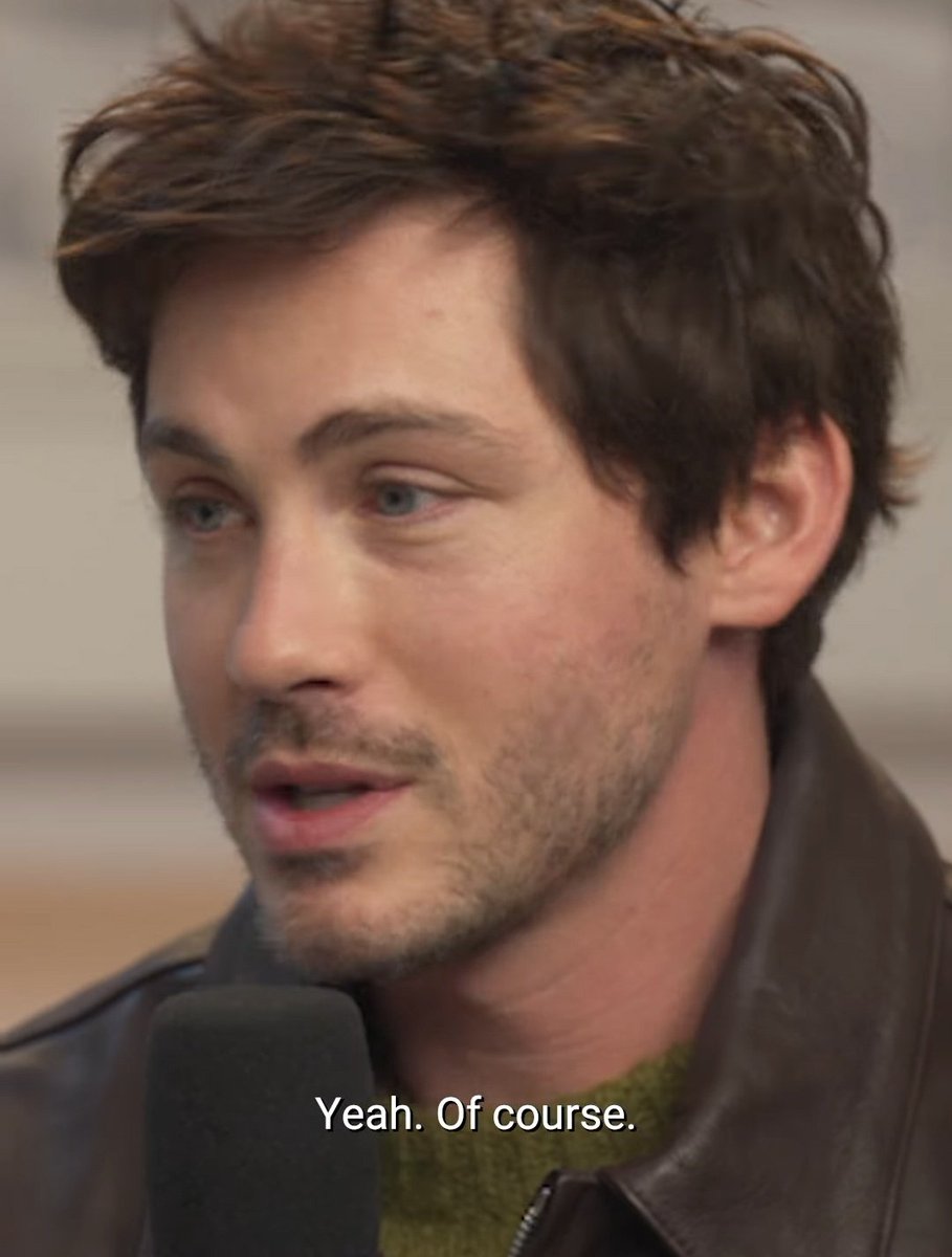 Perguntaram para o Logan Lerman se ele voltaria pra franquia de Percy Jackson pra uma participação especial e ele disse que SIM que super voltaria AAAAAAAAA QUERIA ELE SIM EM PJO AMO ESSE 😭