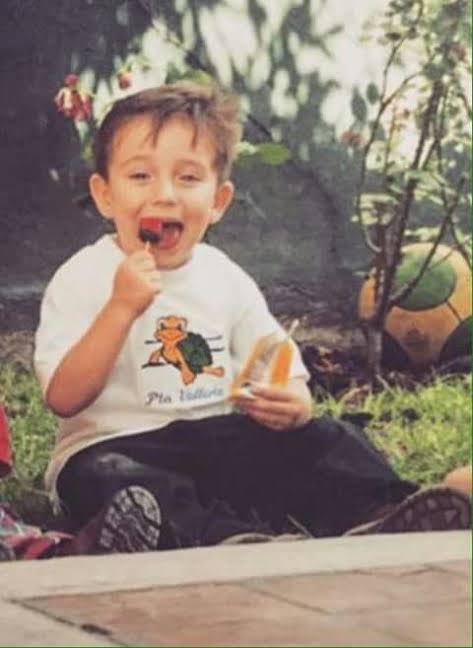 alongvibess's tweet photo. cómo se van a enojar con Alonso si es esta cosita… https://t.co/fGUjrVZ4Y5