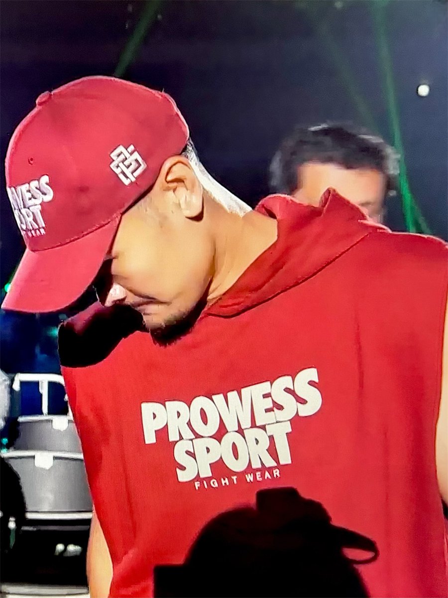 prowess_sport's tweet photo. 2025.1.24有明アリーナ
OPBF.WBO-APウェルター級タイトルマッチに坂井祥紀選手が出場し.12R判定で敗れてしまいましたが最後まで熱い試合を見せて頂きました。入場コスチューム.トランクス.チームTeeこの試合に関わらせて頂き光栄に思います。有難う御座いました
#PROWESSSPORT #横浜光 #坂井祥紀 https://t.co/jNFJ49LuNH