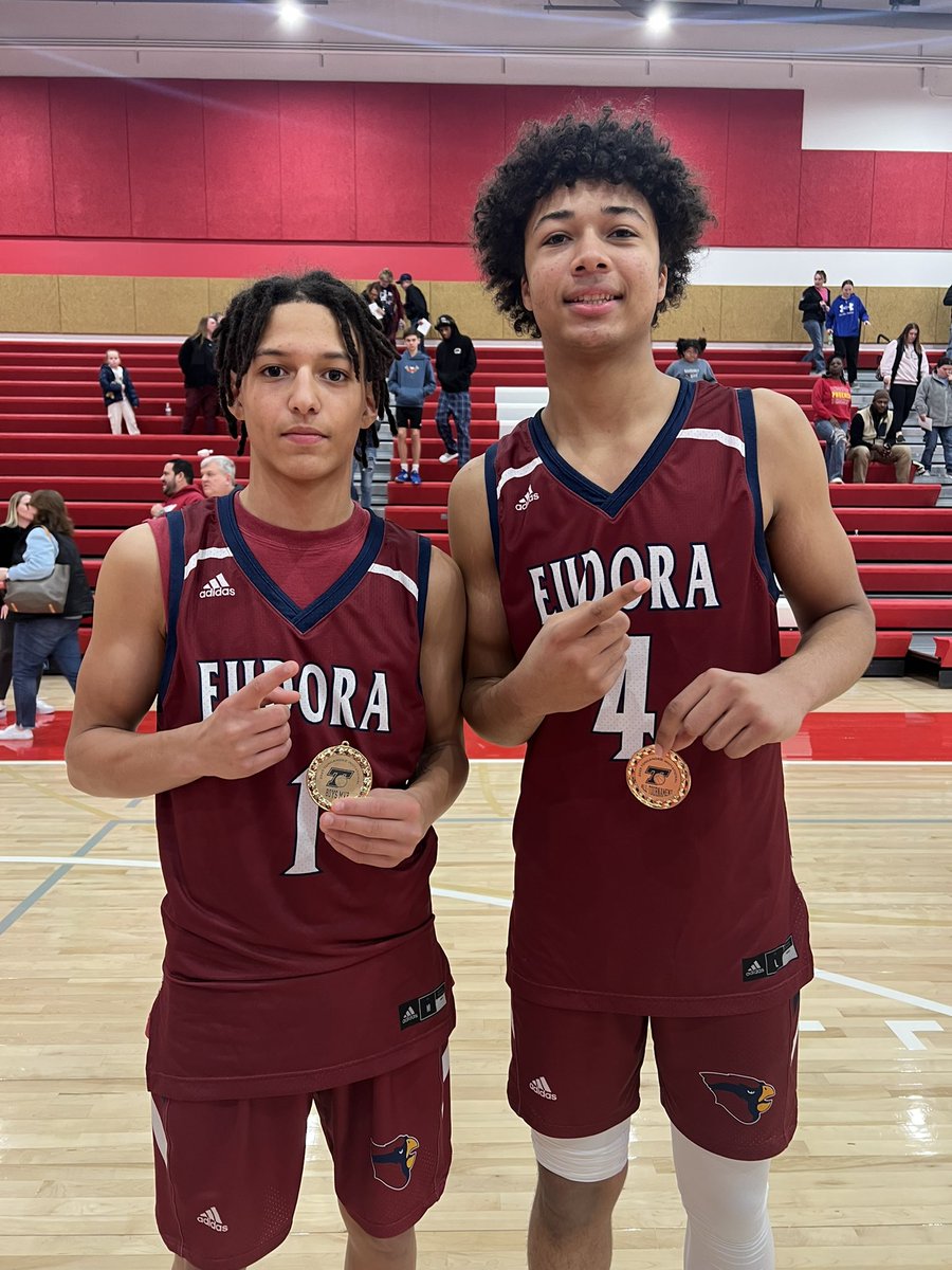 Ryan Osburn All-Tournament Team and Sy Thomas named the tournament MVP.