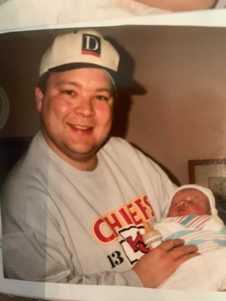 butterball_53's tweet photo. 1996 my dad and I in the hospital after my birth. 1997.  I was born into Chiefs Kingdom. https://t.co/GCjIIg5GOi