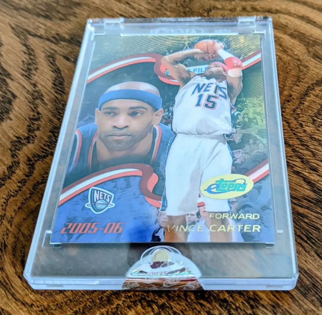choonkitng's tweet photo. In honour of VC's Nets #15 being retired tonight, sharing some of my favourite Nets @mrvincecarter15 cards in my PC. Let's see yours! #Vinsanity #VC15 #HalfManHalfAmazing #AirCanada https://t.co/75Atla7taN