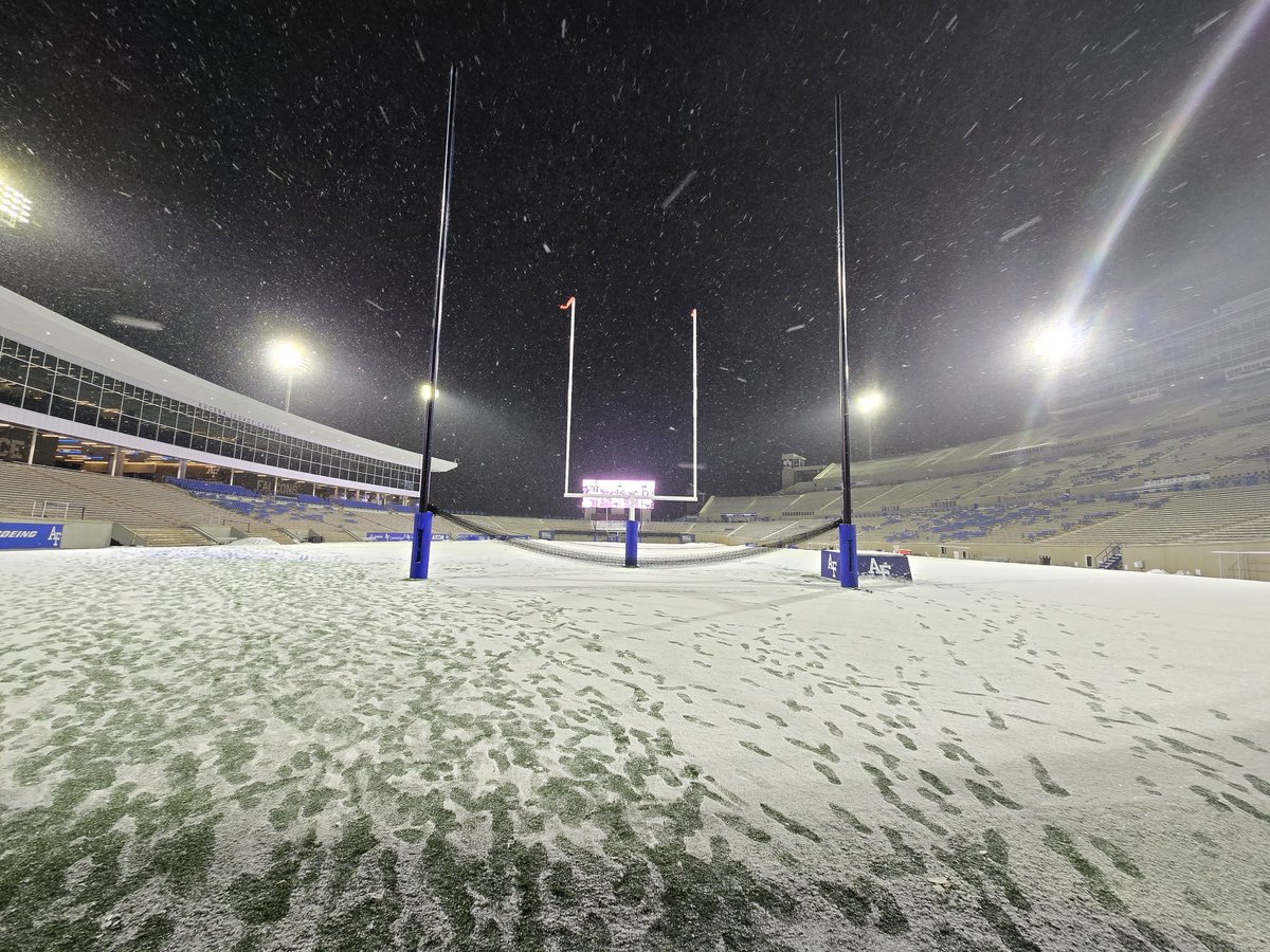 AF_Falcon_Geek's tweet image. "Tunnel Vision"