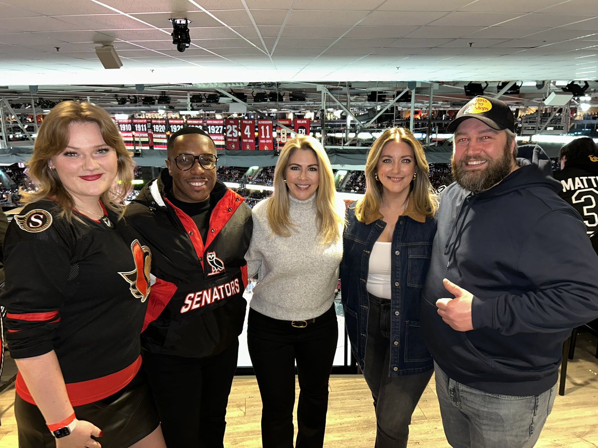 Such a great night at <a href="/CdnTireCtr/">Canadian Tire Centre</a> with our News Talk 580 CFRA winners in the Tailgater Suite! 🏒

#GoSensGo 

<a href="/TheKatieColbert/">Katie Colbert</a> s
<a href="/Stefan_Keyes/">Stefan Oliver Keyes</a> 
<a href="/melissalambtv/">Melissa Lamb</a> 
<a href="/VassyKapelos/">Vassy Kapelos</a> 
<a href="/SteveBunda91/">Steve Bunda</a> 
<a href="/Senators/">Ottawa Senators</a>