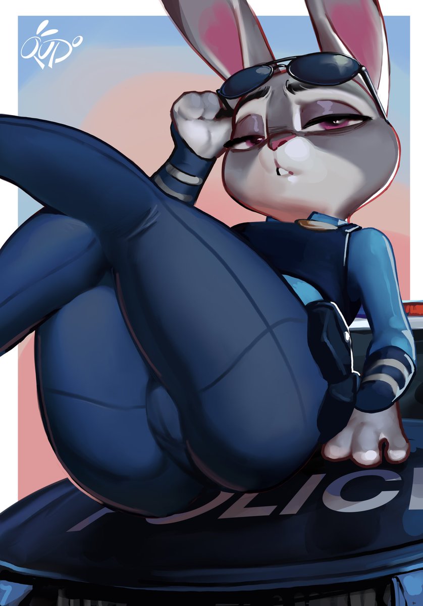 QupoStuv35's tweet photo. What are you looking at? https://t.co/CbjIqPOsDH