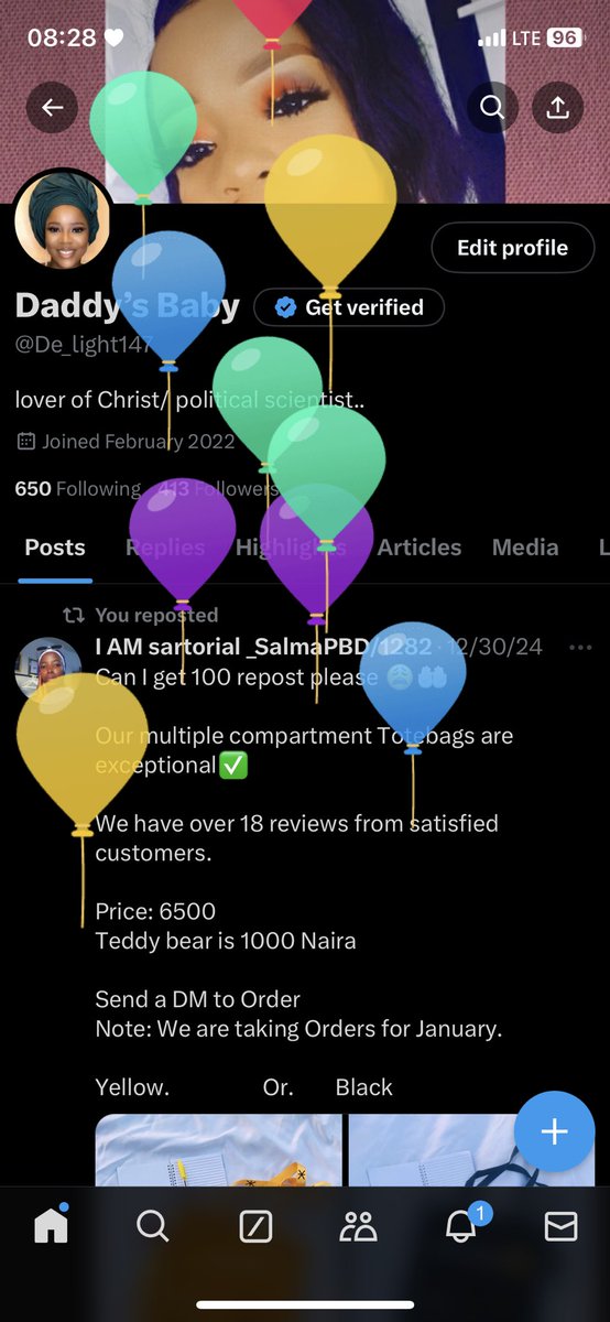 De_light147's tweet photo. I got the balloons 🎈 🎉🎉. Happy birthday to me. https://t.co/XKjr4eiQdR