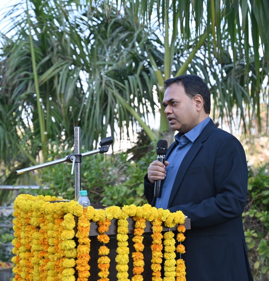 Customs (Prev.) Commissionerate - Jamnagar (@customsjamnagar) on Twitter photo Shri Dhirendra Lal, Commissioner unfurled the flag on the occasion of 76th Republic Day, marking the triumph of the values of justice & equality that our Constitution upholds. Officers & staff participated with the great spirit.
<a href="/cbic_india/">CBIC</a> <a href="/cusgujzone/">Ahmedabad Customs Zone</a> <a href="/FinMinIndia/">Ministry of Finance</a> <a href="/PMOIndia/">PMO India</a> Shri Dhirendra Lal, Commissioner unfurled the flag on the occasion of 76th Republic Day, marking the triumph of the values of justice & equality that our Constitution upholds. Officers & staff participated with the great spirit.
<a href="/cbic_india/">CBIC</a> <a href="/cusgujzone/">Ahmedabad Customs Zone</a> <a href="/FinMinIndia/">Ministry of Finance</a> <a href="/PMOIndia/">PMO India</a>