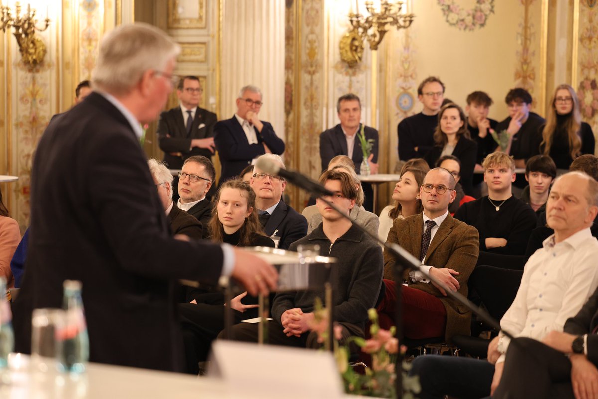 Hessischer Landtag tweet media